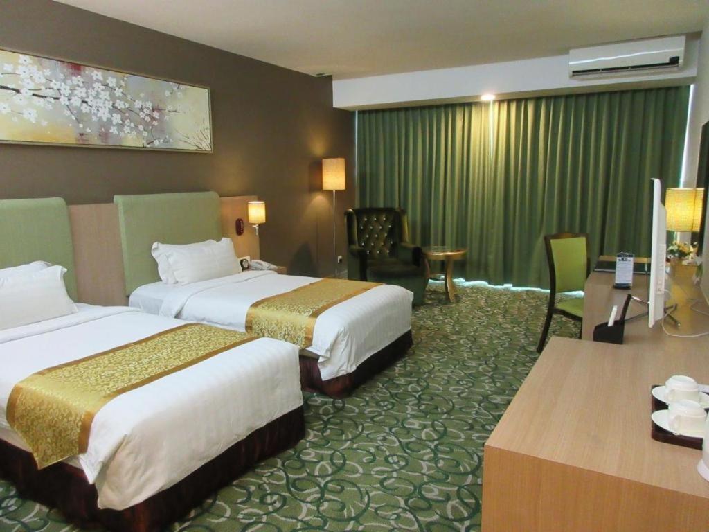 Hotel Aifa Labuan Exterior photo